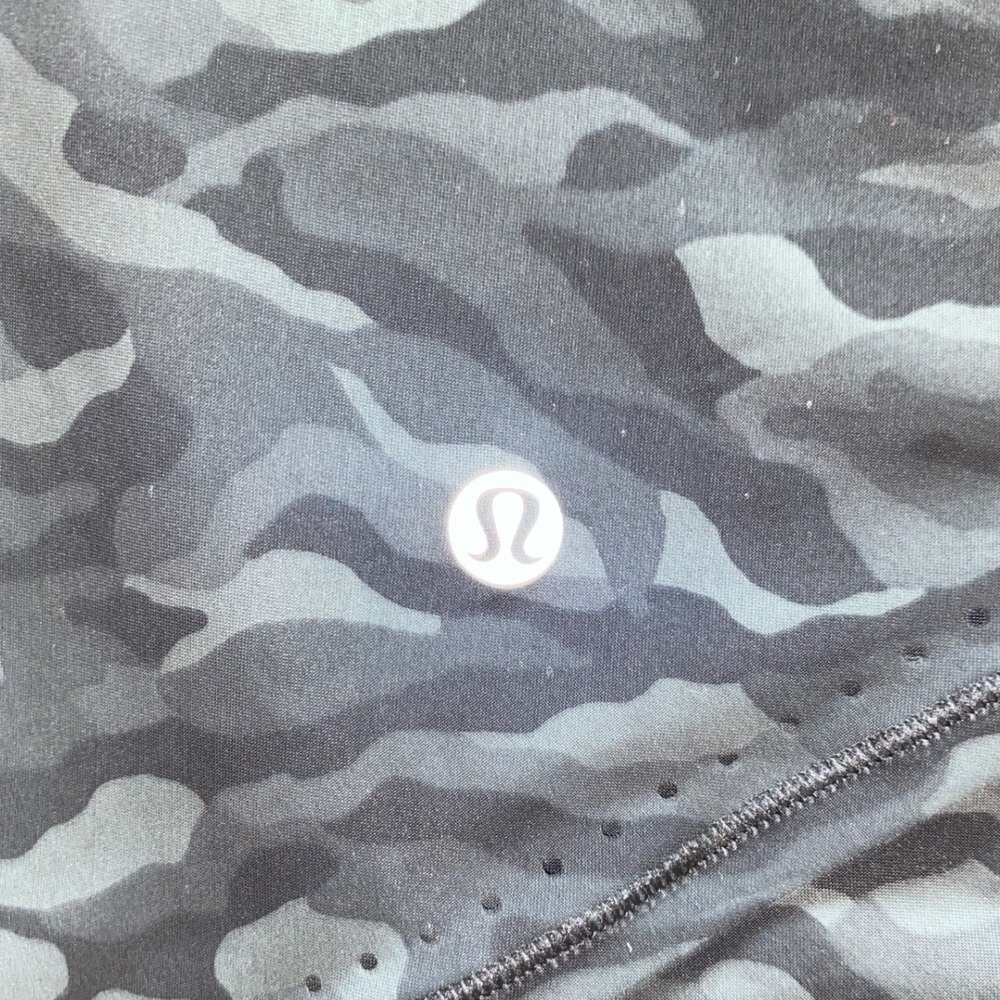 Lululemon Long Sleeve Swiftly Tech 2.0 Camo Black Gray Workout Top Size 4 - Picture 8 of 8